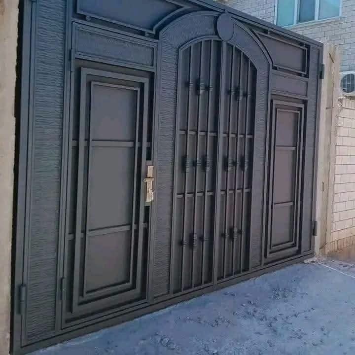 Gate of steel